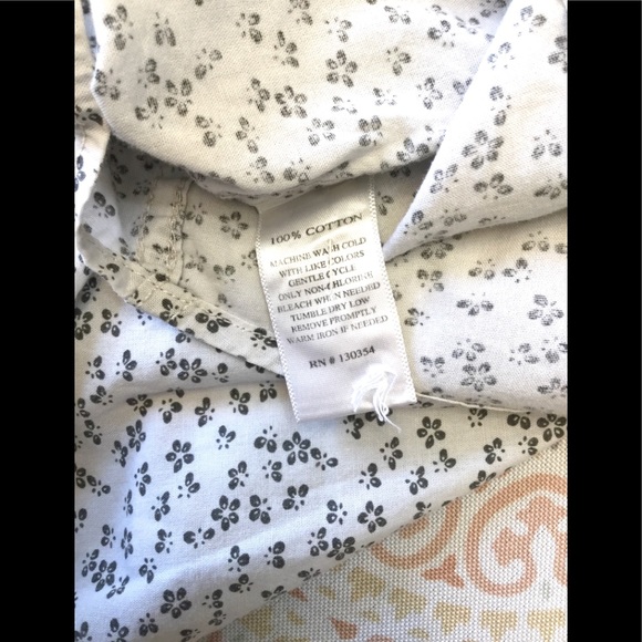 Threads & Heirs White Gray Floral Button Down - Picture 8 of 8